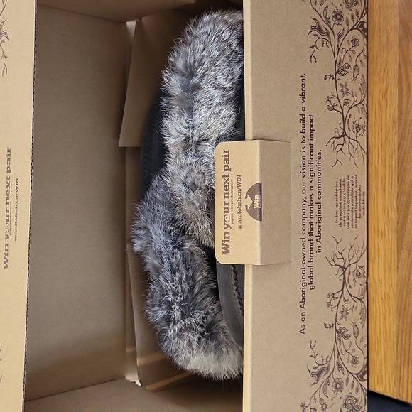 Manitoba Muklucks - Picture 6 of 7